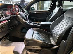 ڤۆڵکسواگن ئەتڵەس کرۆس سپۆرت